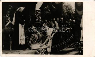 1941 Szabadka, Subotica; Horthy Miklós és Purgly Magdolna a "Magyar Kenyér" ünnepén, bevonulás / entry of the Hungarian troops (EB)