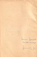 Jeszenszky Géza:  A párizsi békekonferencia gyarmati vitája 1919 januárjában. (Dedikált.) (Budapest), 1971. (Akadémiai Nyomda). [1] + 630-657 + [1] p. Egyetlen önálló kiadás. Dedikált: "Szamos Györgynek köszönettel és barátsággal: Jeszenszky Géza". Jeszenszky Géza (sz. 1941) történész, egyetemi oktató, szerkesztő; a rendszerváltó nemzedék konzervatív köreinek befolyásos tagja, politikus, külügyminiszter, nagykövet. Fő kutatási területe a XIX. és XX. századi egyetemes és magyar történelem. Rövid dolgozatában a Párizs környéki békék gyarmati vitáit elemzi: a viták során a wilsoni elvek ütköztek a győztes hatalmak annektálási törekvéseivel; az osztozkodás során végül nem annektálások történtek, hanem mandátumterületeket alakítottak ki az egykori vesztes hatalmak gyarmati területeiből. (Különlenyomat a Századok 1971. évi 3-4. számából.) Fűzve, feliratozott kiadói borítóban, jó példány.