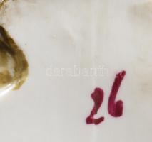 Historizáló figurális vékonyporcelán váza pár, jelzés nélkül, minimális pattogzással, m: 17 cm