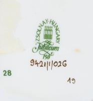 Zsolnay pillangó mintás bonbonniere. Kézzel festett, jelzett, minimális kopással 8x8 cm