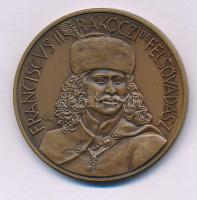 Tóth Sándor (1933-2019) 1990. "Felsővadászi II. Rákóczi Ferenc / MÉE Hajdú-Bihar Megyei szervezete" kétoldalas bronz emlékérem (42,5mm) T:UNC Adamo DE16