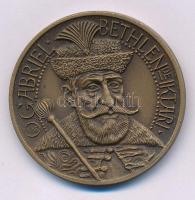 Tóth Sándor (1933-2019) 1986. "Bethlen Gábor / MÉE Hajdú-Bihar Megyei szervezete" kétoldalas bronz emlékérem (42,5mm) T:UNC Adamo DE9