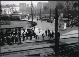 cca 1939 Bp, Széll Kálmán tér, 1 db modern nagyítás, jelzés nélkül, 15x21 cm