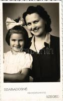 1942 Szeged, Szabadosné fényképészmester. photo