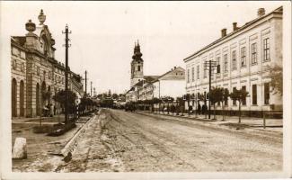 1943 Szenttamás, Bácsszenttamás, Srbobran; Fő utca, templom, automobil / main street, church, automobile