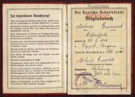 1944 Német Munkafronti igazolvány magyar személy részére tele tagsági bélyegekkel