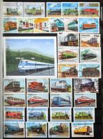 Vasút motívum gyűjtemény 16 lapos A4 berakóban, benne rengeteg tengerentúli sor és blokk, kevés magy...