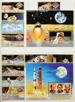 Űrhajózás motívum összeállítás 4 lapos A4 berakóban, benne sorok és blokkok