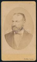 cca 1870-1880 Úr portréja, vizitkártya Pollák Soma váci műterméből, kis sérüléssel, 10,5x6 cm (Ritka!)
