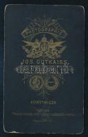 cca 1880 Elegáns hölgy portréja, vizitkártya Gutkaiss József besztercebányai (Banská Bystrica, Neuso...