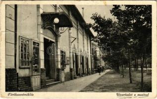 Törökszentmiklós, utca részlet a mozival. Kongorácz János kiadása (kopott sarkak / worn corners)