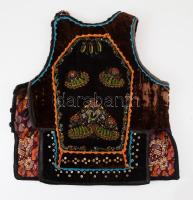 Mellény. Alföld vagy Erdély, sérüléssel, 47x42 cm