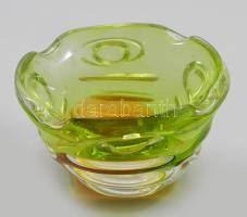 Chribska cseh anyagában színezett asztaldísz, cca 1970, jelzés nélkül, minimális karcokkal, d: 11,5 cm, m: 6,5 cm