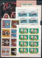 Híres emberek motívum tétel, benne kb. 135 db bélyeg + 26 db blokk és kisív, 3 db berakólap minden o...