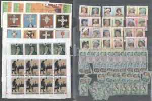 Híres emberek motívum tétel, benne kb. 135 db bélyeg + 26 db blokk és kisív, 3 db berakólap minden o...