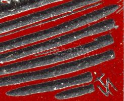 Tavaszy Noémi (1927-2018): Varjak, szent madarak. Fém nyomódúc-klisé. Jelzett a dúcon. Tavaszy Noémi...