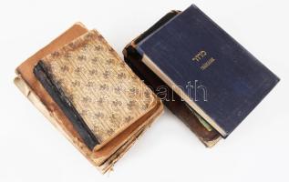 Vegyes izraelita imakönyv tétel, össz. 10 db, közte magyar és héber nyelvűek, változó állapotban, több kötet széteső, rossz állapotban