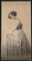 cca 1910 Hölgyportré, keményhátú fotó Weisz Hugó aradi műterméből, vágott karton, 20,5×10,5 cm