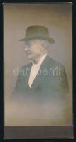 cca 1920 Szilágyi bácsi portréja, keményhátú fotó a Dunky fivérek kolozsvári műterméből, 21×11 cm