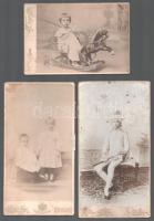 cca 1895-1897 Gyerekportrék, 3 db keményhátú fotó Békés gyulai műterméből, sérülésekkel, 16,5×10,5 és 21×11 cm közötti méretekben
