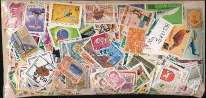 Min. 2.000 db bélyeg ömlesztve zacskóban