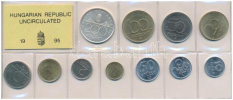 1995. 10f-200Ft (11xklf) érmés forgalmi sor fóliatokban, benne 1995. 200Ft Ag "Deák" T:UNC Adamo FO28
