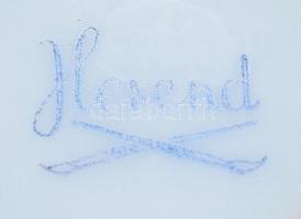 Herendi 2 darab kisváza, jelzett, klf jelzéssel, egyik Viktória mintás, kis kopással, m: 5-8 cm