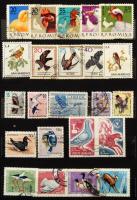 Madarak, lepkék 260 darab bélyeg, köztük sorok + 2 db blokk, 8 lapos közepes berakóban