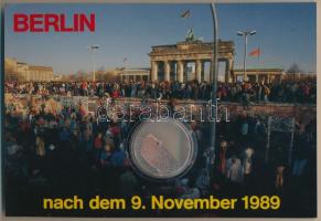 Berlin, nach dem 9. November / the fall of the Berlin Wall, with an original piece of the wall in a capsule