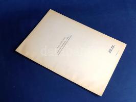 Gerőné Krámer Márta: 
A monoki középkori kastély falkutatása és építéstörténete. (Dedikált.)
(Buda...