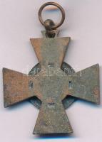 1942. "Tűzkereszt II. fokozata" bronzozott hadifém kitüntetés mellszalag nélkül T:VF,F oxi...