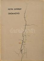 Petri György: Örökhétfő. Bp., 1981. AB Független Kiadó, 1 (A költő söntéspult előtti fényképe) t. +79+4 p. Első kiadás! SZAMIZDAT! A borítót Petri György terve alapján Rajk László készítette. Megjelent szitanyomással 940 példányban! A költő harmadik kötete. Az Örökhétfő az első szamizdatban megjelent magyar verseskötet! Petri György költészetének alapvető fontosságú kötete, a közép-európai közéleti és magánéleti válságjelenségek, úttévesztések és értelmiségi kilátástalanságok megformált verseskötete, az első szamizdat kiadású verseskötet. Megjelent illegálisan, 940 példányban, szitanyomásban. A kiadói védőborítón a kiadó gondozásában megjelent kötetek, illetve egy fontos felhívás: ?Ha kiadatlan kézirattal, gép- és stencilpapírral, nyomdafestékkel, szabad nyomdai kapacitással vagy bármi mással segíteni kívánja munkánkat, Rajk László szamizdat-butikját keresse fel. A butik minden kedden este nyolctól tízig tart nyitva. Cím: Bp., V. Galamb u. 3.? A kötet szerzője, Petri György (1943-2000) magyar költő, műfordító, újságíró. Első versei a Kortárs és az Élet és Irodalom c. lapokban jelentek meg, majd évekre elhallgatott. Első kötete, a Magyarázatok M. számára sikert aratott. 1974-től szabadfoglalkozású író. 1975-1988 között publikálási tilalom alá helyezték, versei szamizdatban és külföldön jelentek meg. 1981-1989 között a Beszélő című szamizdat lap szerkesztője volt és fontos figurája a magyar demokratikus ellenzéknek. 1989-től haláláig a Holmi szerkesztőbizottságának is tagja volt. 1994-ben az SZDSZ országgyűlési képviselőjelöltje volt, de még azon év őszén kilépett a pártból. Költészetére végletes szubjektivitás, túlérzékenység és felfokozott szellemi éberség a jellemző. Kiadói papírkötés, kissé kopott, kissé foltos borítóval, javított gerinccel.