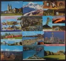 1130 db MODERN külföldi város képeslap dobozban, főleg színes lapok, néhány fekete-fehér (1950-2000) / 1130 modern foreign town postcards in a box, mainly coloured