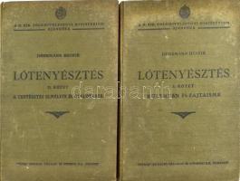 Döhrmann Henrik: Lótenyésztés I-II. köt. I. kötet: Külemtan és fajtaisme. II. köt.: A tenyésztés elmélete és gyakorlata. Bp., 1922., Országos Magyar Gazdasági Egyesület,("Pária"-ny.), 251 p.; 258 p. Első kiadás. Szövegközti fekete-fehér képekkel illusztrált. Kiadói egészvászon-kötés, kopott, foltos borítóval, kissé foltos lapokkal, az I. kötetben a tartalomjegyzék lapja javított (3/4 p.), a II. kötet gerincén apró sérüléssel.