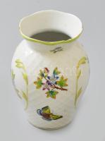 Herendi Viktória mintás váza. Jelzett, sérüléssel, m: 15 cm