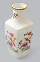 Hollóházi paradicsommadár mintás váza. Jelzett, hibátlan, m: 25 cm