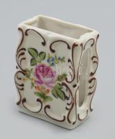 Herendi virágmintás gyufatartó. Jelzett, hibátlan, 6x5 cm