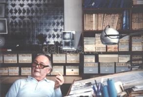 Hervé, Rodolf (1957-2000): Victor Vasarely (1906-1997) festőművész párizsi műtermében, 3 db színes f...