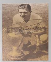 Focis relikviák: Realmadrid energiaital + "Puskás összatart minket" sör, bontatlan + VIP b...