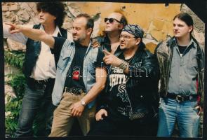 Török Ádám, Muck Ferenc, Závodi Janó, Köves Pinyó, Kerékgyártó István aláírása fotó hátoldalán