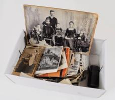 Doboznyi régi és modern fotó, klf méretben, negatívokkal.