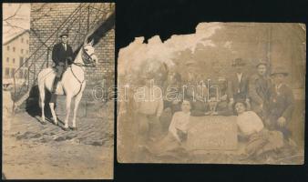 cca 1920-1930 Katonákat és lovászokat ábrázoló fotók, 4 db, közte csoportkép "Vegyesdandár átmeneti istálló lovászai 1923-1924" feliratú táblával, utóbbi sérült, 9x14 cm és 11x15 cm méretben