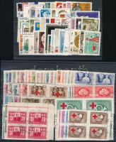 7 klf sor négyestömbökben + 50 db önálló bélyeg 2 stecklapon