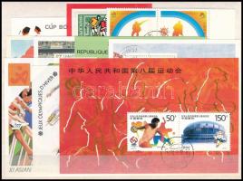 9 klf blokk + egy négyestömb sport motívummal, Kína, Vietnám stb.