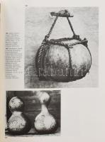 Hofer Tamás, Fél Edit: Magyar népművészet. II. kiadás. A könyvet tervezte Faragó István. Gazdagon il...