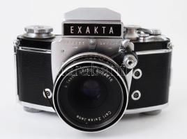 Ihagee Exakta Varex IIa fényképezőgép, Tessar 2,8/50mm objektívvel, kopott bőr tokban