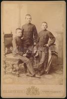 cca 1890 Gyerekek katonaruhában, keményhátú fotó Letzter kassai műterméből, 16,5×10,5 cm