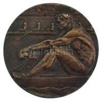 1946. "Magyar Evezős Szövetség" kétoldalas bronz díjérem, hátoldalán "Zöld regatta 1946 II" gravírozással (50mm) T:XF