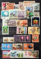 Vegyes külföldi kis összeállítás 10 lapos közepes berakóban, tartalmasabb osztrák rész a klasszikuso...