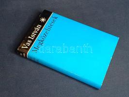 Vas István: 
Megközelítések. [Irodalmi esszék és tárcák.] (Dedikált.)
Budapest, 1969. Szépirodalmi...